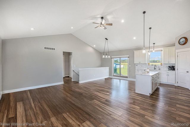 8309 Almont Road, Almont Township, MI 48003