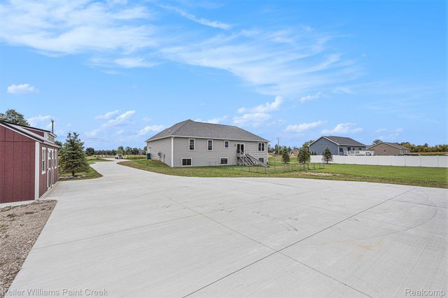 8309 Almont Road, Almont Township, MI 48003