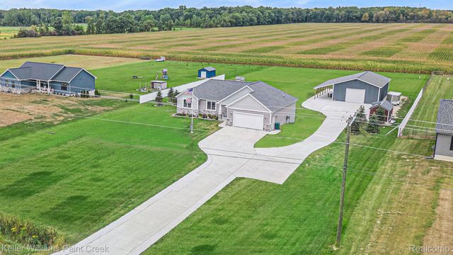 8309 Almont Road, Almont Township, MI 48003