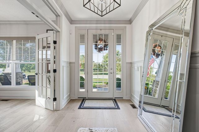 1744 Pinnacle Club Drive, Grove City, OH 43123