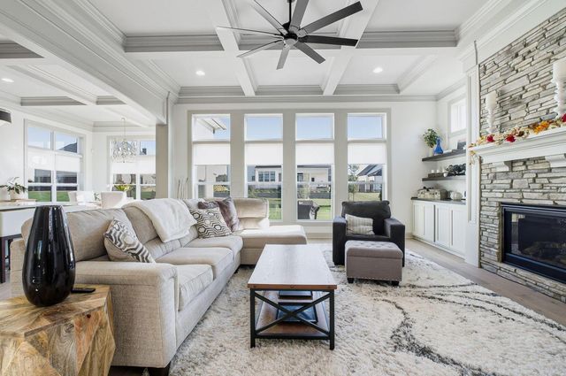 1744 Pinnacle Club Drive, Grove City, OH 43123