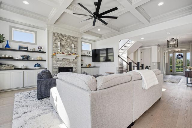 1744 Pinnacle Club Drive, Grove City, OH 43123