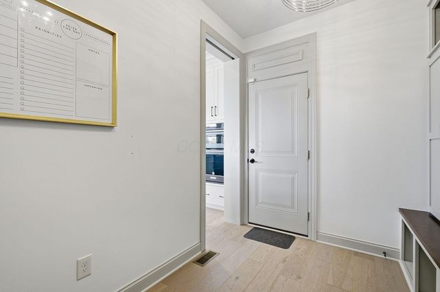 1744 Pinnacle Club Drive, Grove City, OH 43123