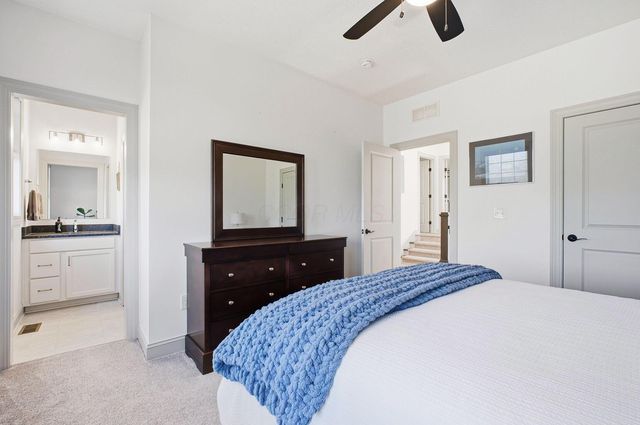 1744 Pinnacle Club Drive, Grove City, OH 43123