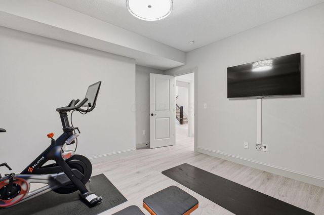 1744 Pinnacle Club Drive, Grove City, OH 43123