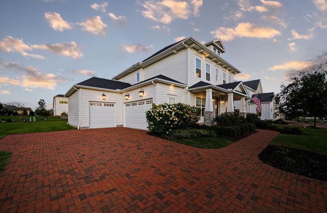 1744 Pinnacle Club Drive, Grove City, OH 43123