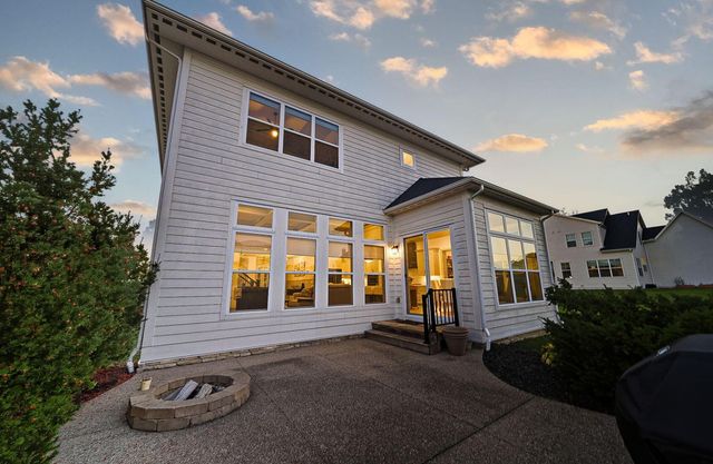 1744 Pinnacle Club Drive, Grove City, OH 43123