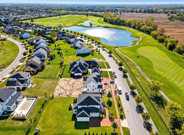 1744 Pinnacle Club Drive, Grove City, OH 43123