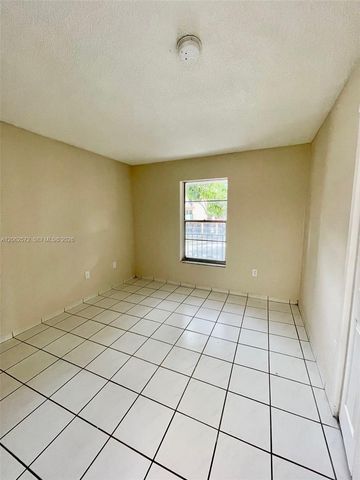 5625 W 20th Ave 215, Hialeah, FL 33012