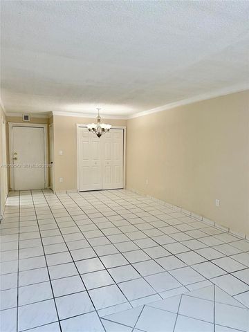 5625 W 20th Ave 215, Hialeah, FL 33012