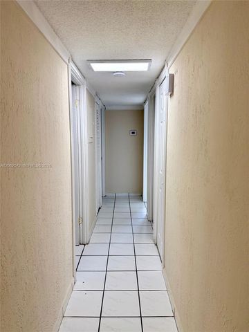 5625 W 20th Ave 215, Hialeah, FL 33012