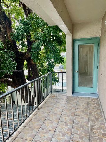 5625 W 20th Ave 215, Hialeah, FL 33012