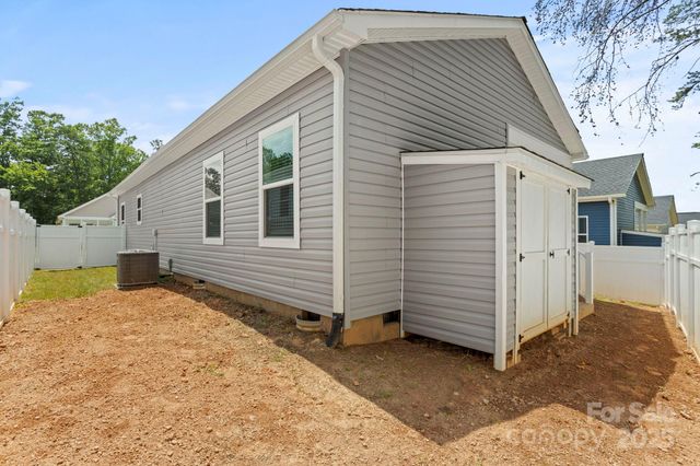 123 Bellamy Road, Asheville, NC 28806