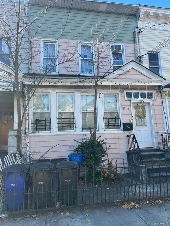 8716 104th Street, Richmond Hill, NY 11418