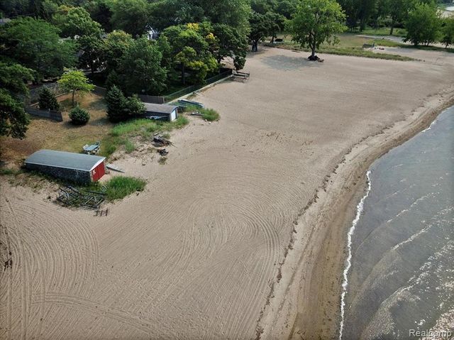 9515 Point Charities Avenue, Pigeon, MI 48755