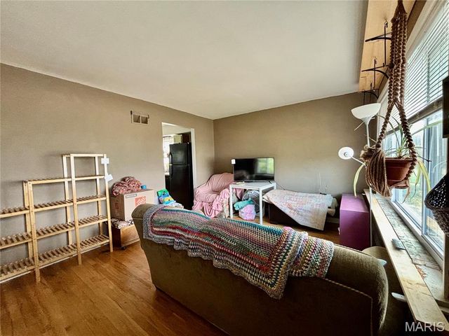 5540 Arthur Avenue, St Louis, MO 63139
