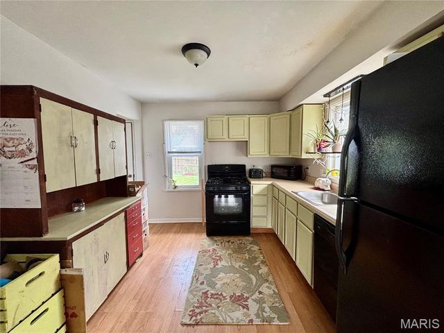5540 Arthur Avenue, St Louis, MO 63139
