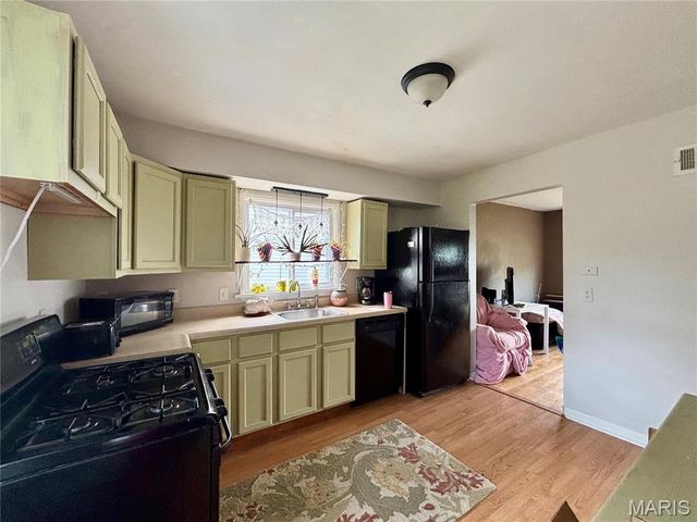 5540 Arthur Avenue, St Louis, MO 63139