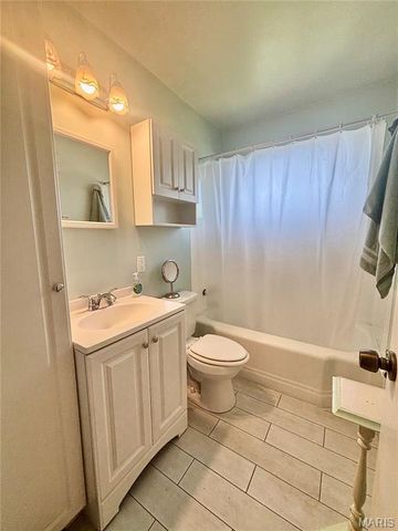 5540 Arthur Avenue, St Louis, MO 63139