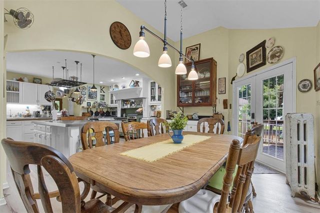 1425 E County Road H Highway, Liberty, MO 64068