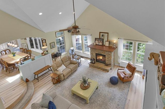 1425 E County Road H Highway, Liberty, MO 64068
