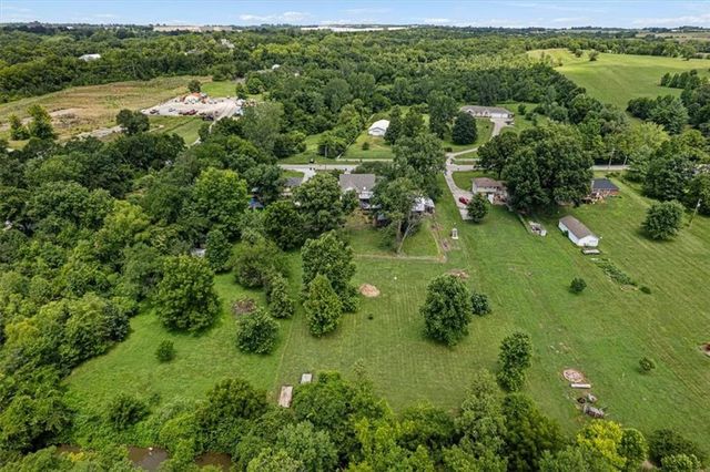 1425 E County Road H Highway, Liberty, MO 64068