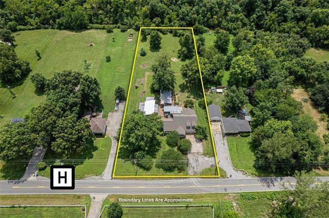 1425 E County Road H Highway, Liberty, MO 64068