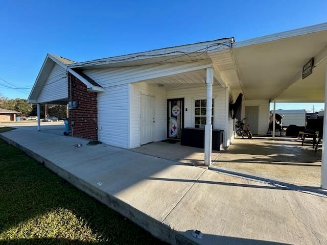 701 Park St, Patterson, LA 70392