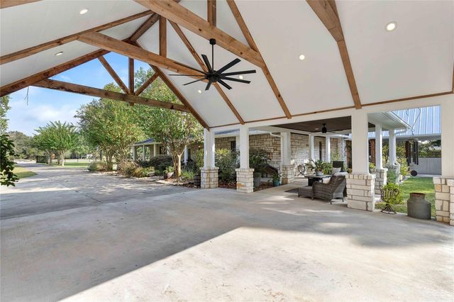 303 Spanish Cove Drive, Crosby, TX 77532