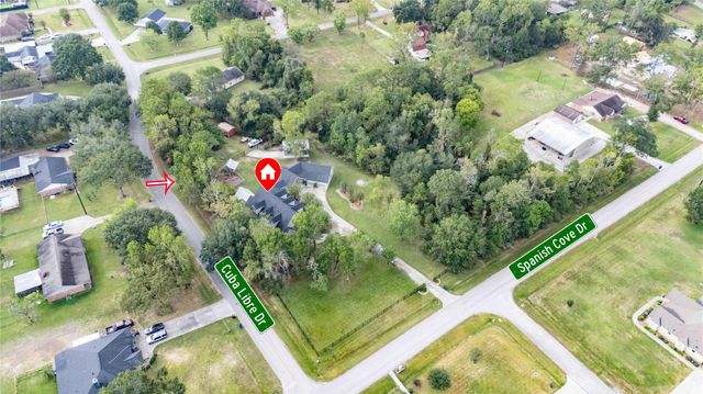 303 Spanish Cove Drive, Crosby, TX 77532