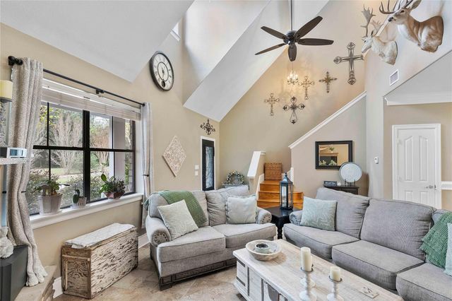 303 Spanish Cove Drive, Crosby, TX 77532