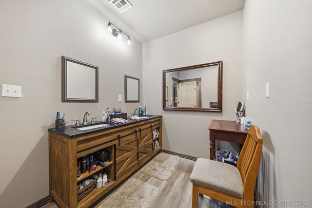 36404 W Hwy 33, Mannford, OK 74044