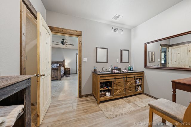 36404 W Hwy 33, Mannford, OK 74044