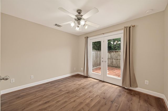 3605 Main Plaza Drive, South Houston, TX 77025