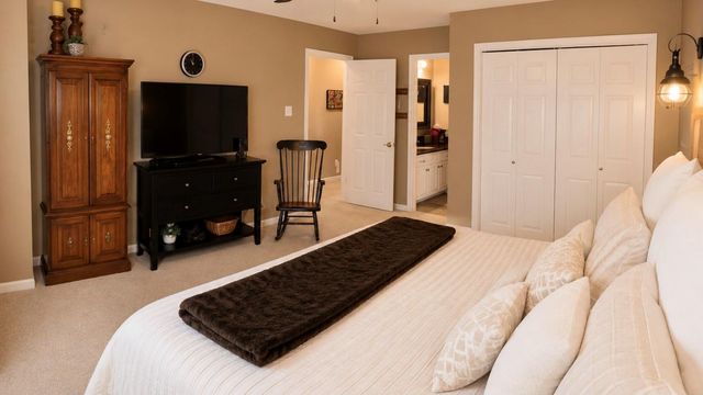 4515 Parkleaf Drive, Baytown, TX 77521