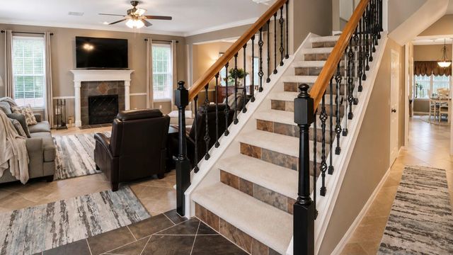 4515 Parkleaf Drive, Baytown, TX 77521