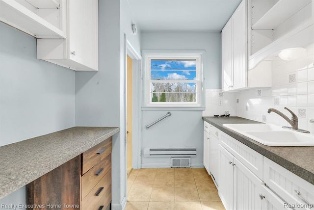 7305 Big Hand Road, Saint Clair, MI 48079