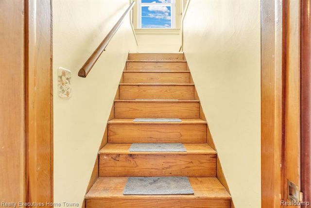 7305 Big Hand Road, Saint Clair, MI 48079