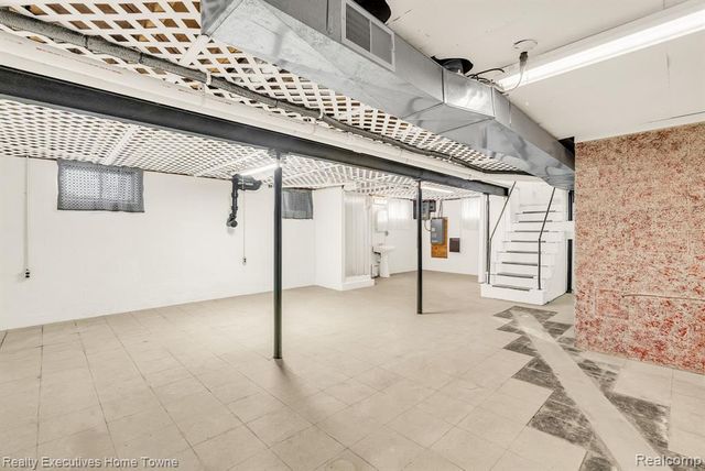 7305 Big Hand Road, Saint Clair, MI 48079