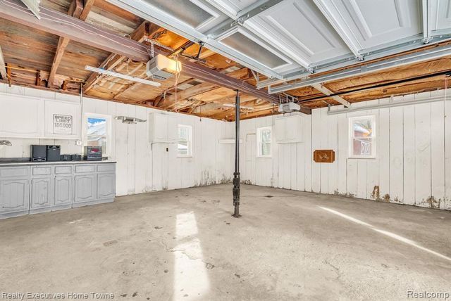 7305 Big Hand Road, Saint Clair, MI 48079