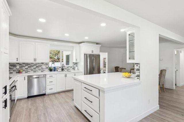 3010 N Chuperosa Road, Palm Springs, CA 92262