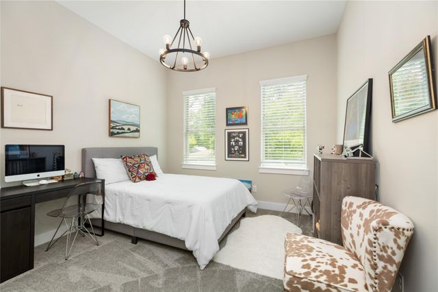 4926 Wunder Way, Houston, TX 77069