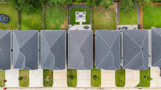 4926 Wunder Way, Houston, TX 77069