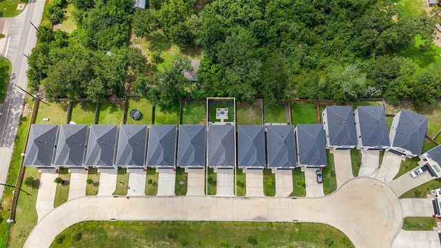 4926 Wunder Way, Houston, TX 77069