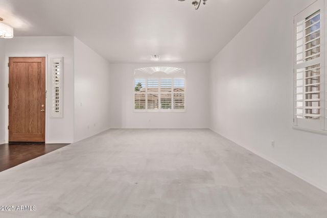 279 W STIRRUP Lane, San Tan Valley, AZ 85143