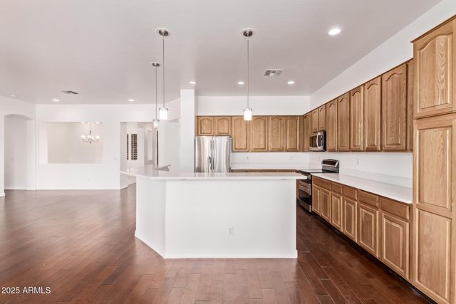 279 W STIRRUP Lane, San Tan Valley, AZ 85143