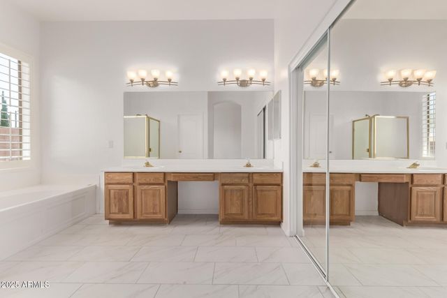 279 W STIRRUP Lane, San Tan Valley, AZ 85143