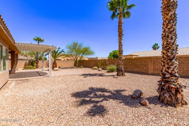 279 W STIRRUP Lane, San Tan Valley, AZ 85143