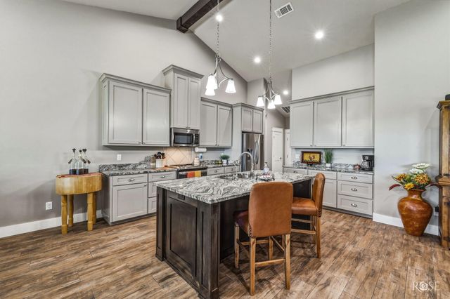 5876 Bridlewood Court, San Angelo, TX 76904