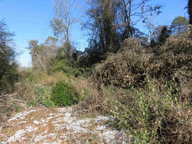 160 Lincoln Road, Taylors, SC 29687